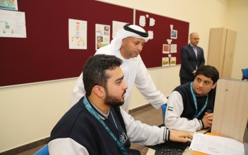 الصورة: الصورة: «أبوظبي التقني» ينظم تحدي المهارات الهندسية والتكنولوجية بمشاركة 600 مواطن ومواطنة