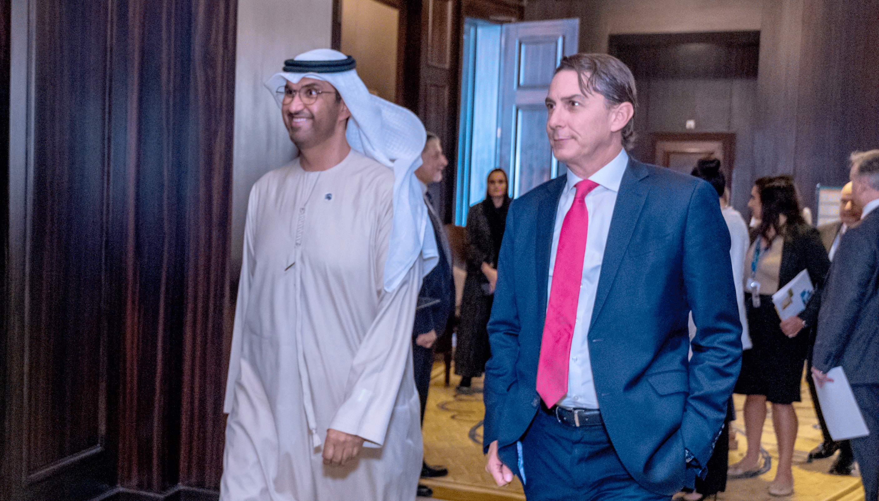 الإمارات والولايات المتحدة تشكلان لجنة لإدارة شراكتهما الاستراتيجية للاستثمار في الطاقة النظيفة