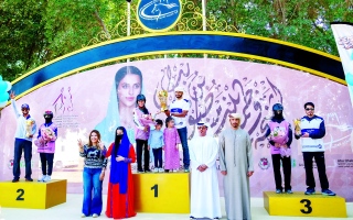 الصورة: الصورة: ماسة عدنان بطلة سباق فاطمة بنت منصور