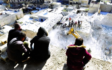 الصورة: الصورة: 16 قتيلاً ضحايا انهيار مبنى بحلب