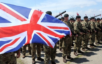 الصورة: الصورة: توقيف عنصر في الجيش البريطاني بتهمة مرتبطة بالإرهاب
