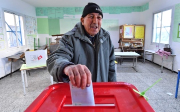 الصورة: الصورة: 11.15 % نسبة المشاركة بانتخابات البرلمان في تونس