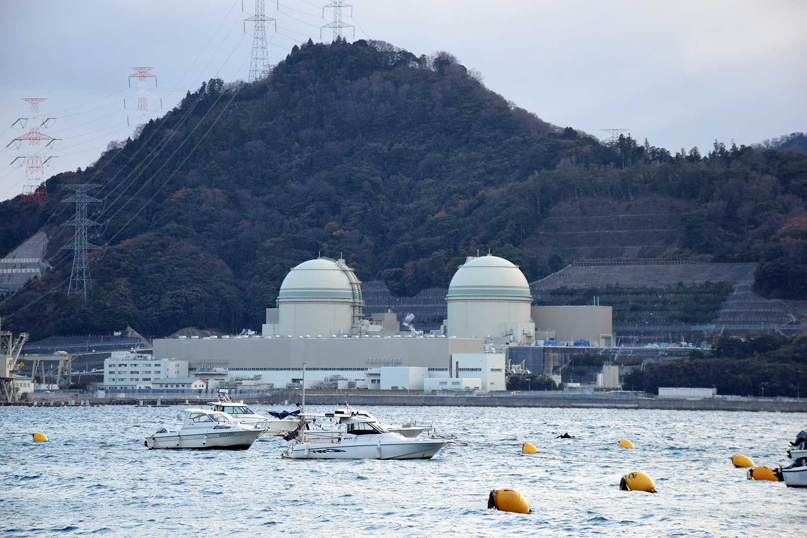 توقف مفاعل نووي بعد إنذار أمني في اليابان