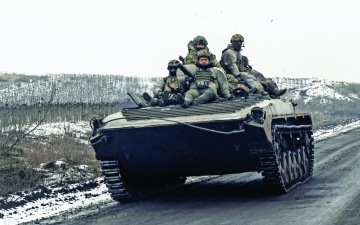 الصورة: الصورة: كييف تنتظر «الموجة الأولى» من الدبابات
