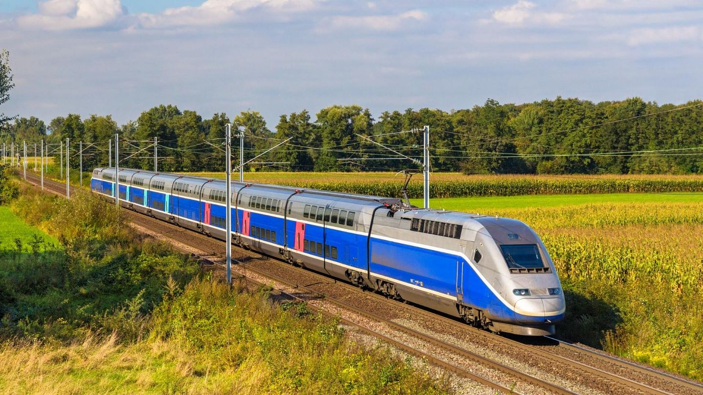 الاتحاد الأوروبي يعزز رحلات الربط بالسكك الحديدية بين أعضائه