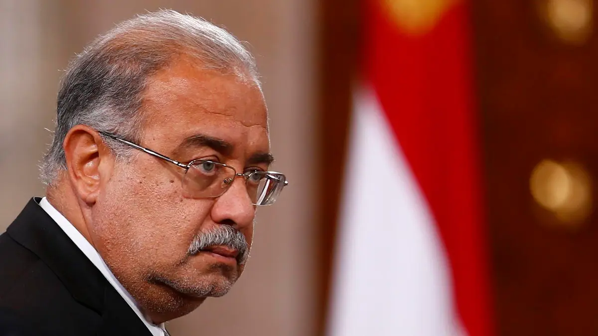السيسي ينعى رئيس وزراء مصر السابق شريف إسماعيل