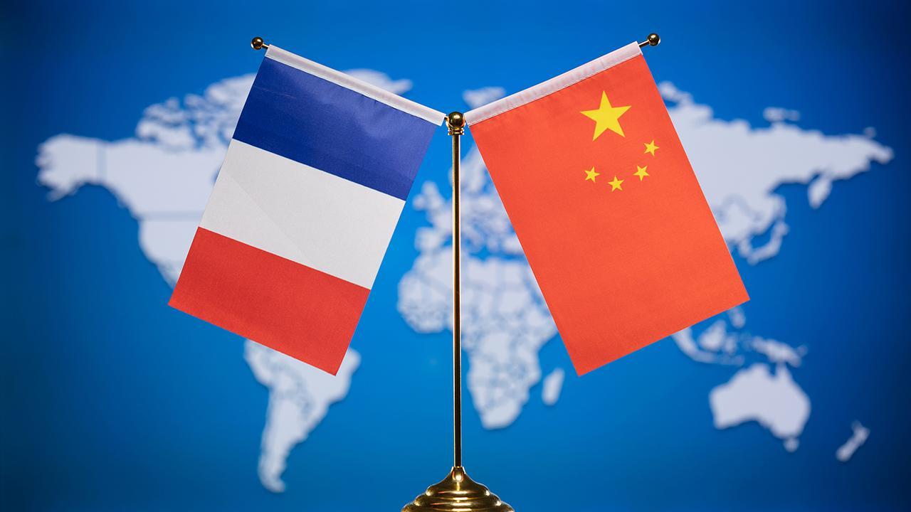 فرنسا ترى أن «وقت إعادة الاتصال» بالصين قد حان