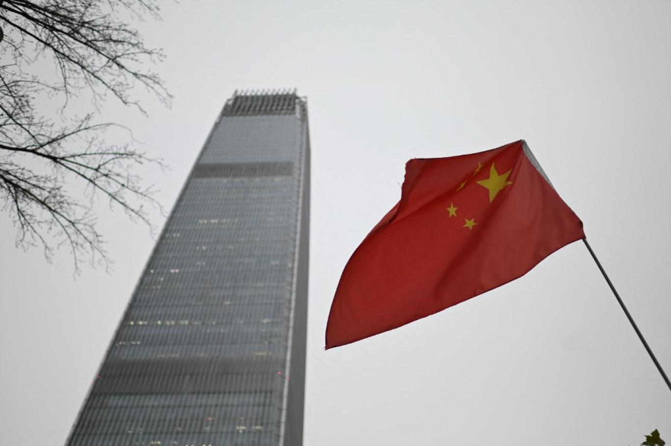 بكين تخفف القيود على إدراج الشركات الصينية في الخارج