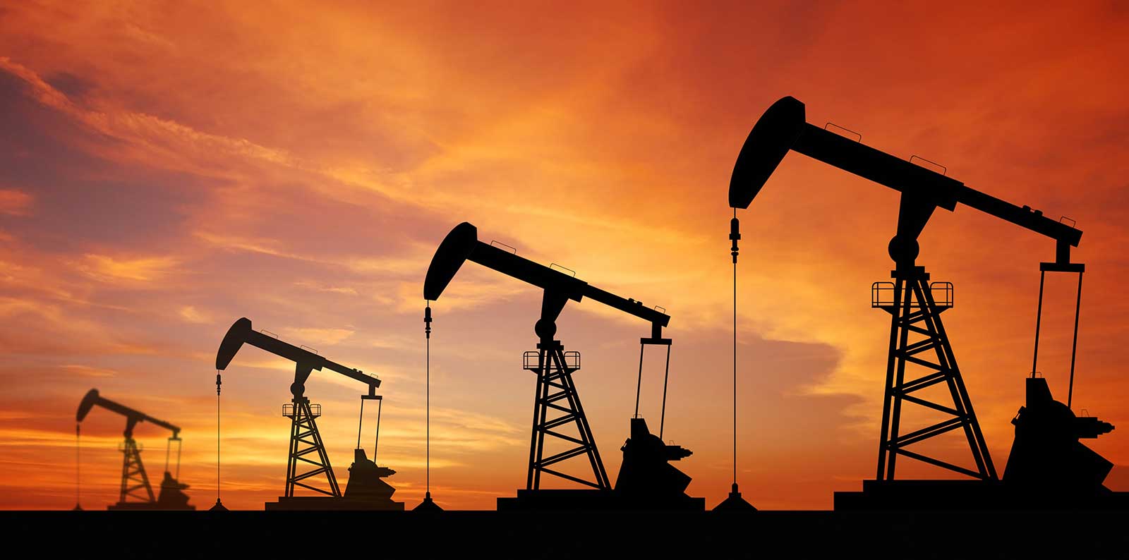 النفط يخسر أكثر من 1% وسط مخاوف بشأن النمو
