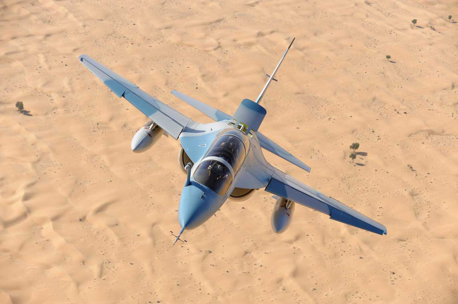 مصر تعلن سقوط طائرة تدريب عسكرية