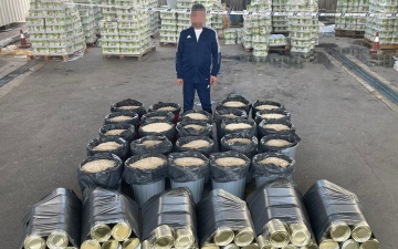 الصورة: الصورة: شرطة أبوظبي تضبط 4.5 ملايين حبة "كبتاجون" في معلبات غذائية