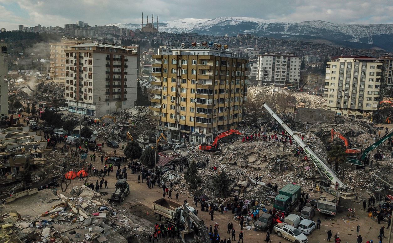 وسط توقعات بحدوث زلزال مدمر.. سكان إسطنبول يطلبون فحص منازلهم