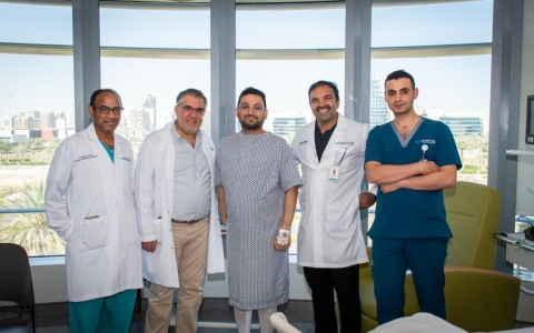 الصورة: الصورة: مستشفى فقيه الجامعي يُنقذ حياة رجل أربعيني بجراحة عاجلة