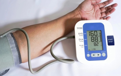 الصورة: الصورة: خلال 10 دقائق  .. طريقة جديدة لكشف وعلاج ارتفاع ضغط الدم