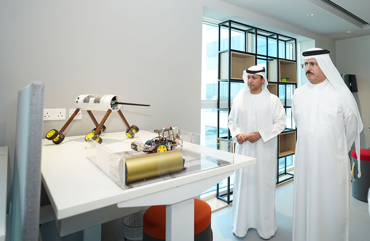 سعيد محمد الطاير يدشن مختبر التقنيات الإحلالية لهيئة كهرباء ومياه دبي