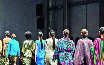 الصورة: الصورة: «أسبوع الموضة» يرسخ دبي وجهة عالمية للأزياء