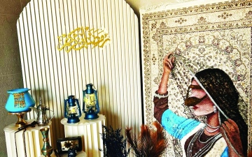 الصورة: الصورة: صيغة فنية كويتية تجمع بين التراث الإماراتي والسجاد