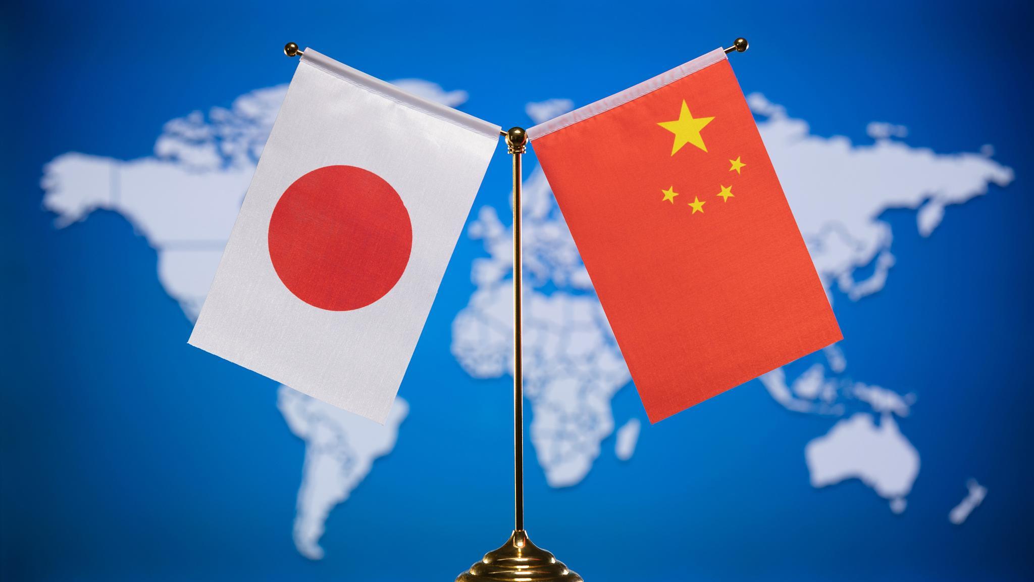 وزيرا خارجية اليابان والصين يلتقيان لأول مرة منذ أكثر من 3 أعوام