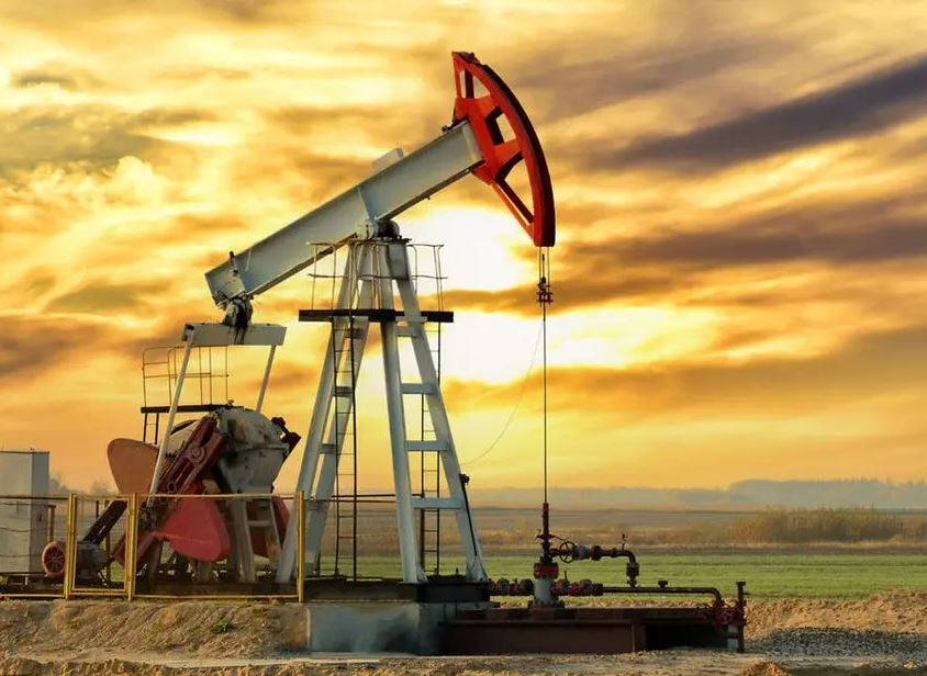 ‬الكرملين يعلق على خفض إنتاج النفط