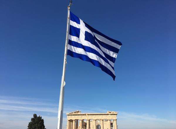 في عام 2022.. اليونان تحقق توازناً مالياً أفضل
