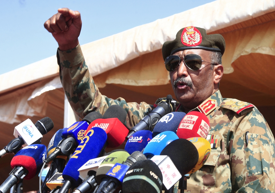 الجيش السوداني يؤكد بدء عمليات إجلاء البعثات الأجنبية قريباً