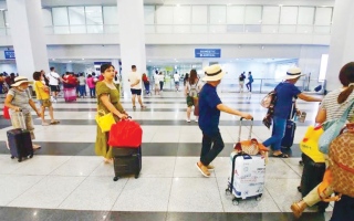 الصورة: الصورة: انقطاع للتيار الكهربائي في مطار مانيلا الدولي يلغي عشرات الرحلات