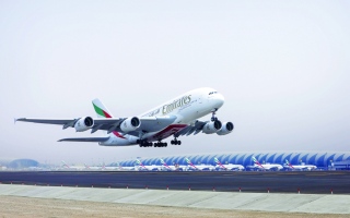 الصورة: الصورة: طيران الإمارات أفضل ناقلة جوية في العالم