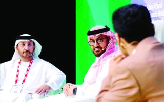 الصورة: الصورة: جلسة تناقش تعزيز السياحة الخليجية