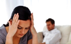 الصورة: الصورة: عنف الزوج يزيد احتمالات إصابة الزوجة بالربو والحساسية