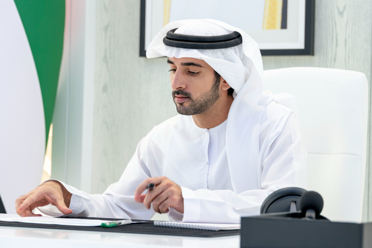 حمدان بن محمد يُعيِّن مديرين تنفيذيين في «دبي للتنمية الاقتصادية» و«دبي للتسجيل والترخيص التجاري»