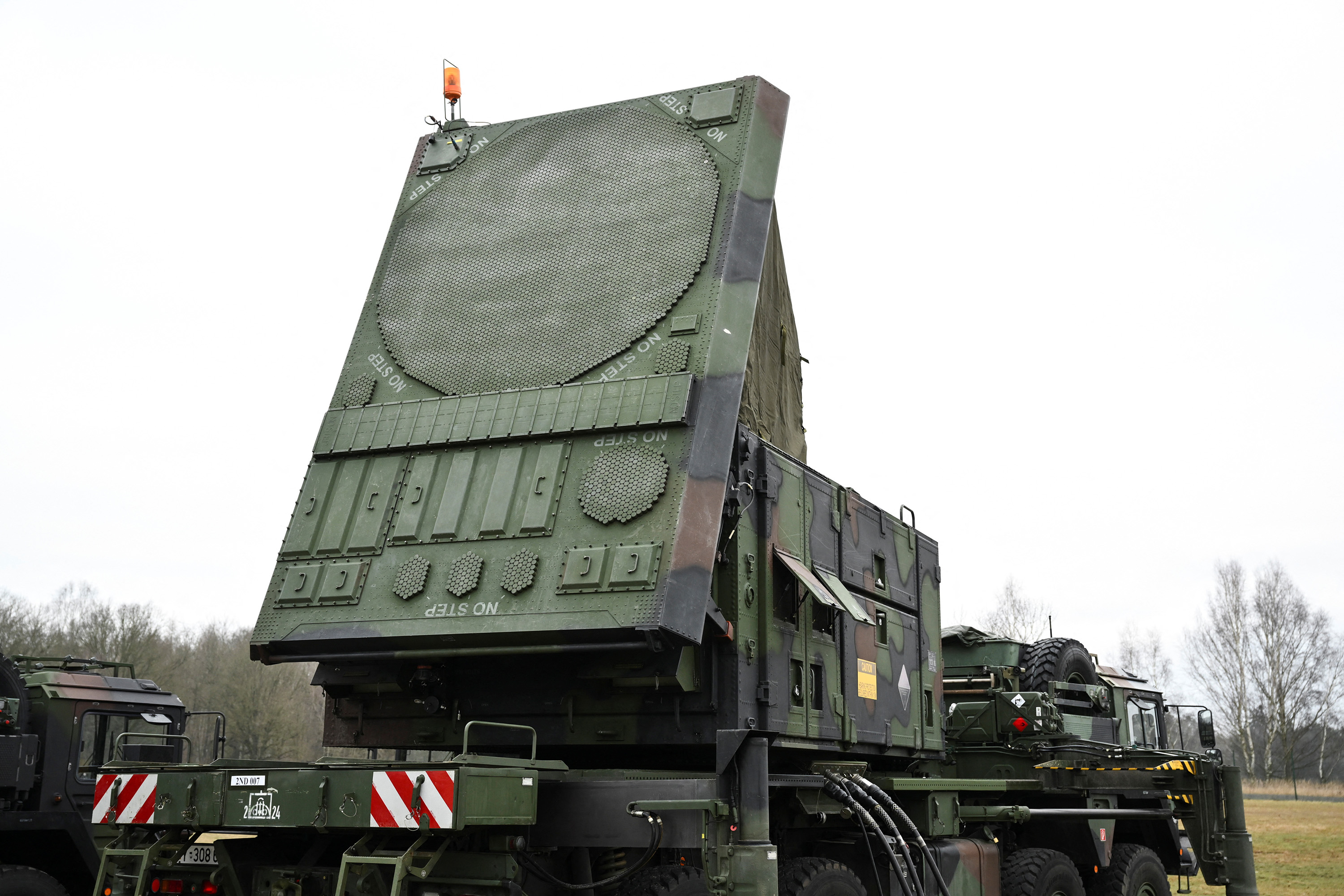 ألمانيا تحرك وحدات باتريوت الدفاعية الجوية لتأمين قمة الناتو