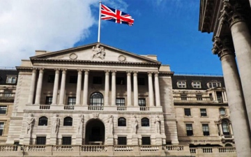 الصورة: الصورة: أسعار الفائدة في بريطانيا تتجه نحو 6 %