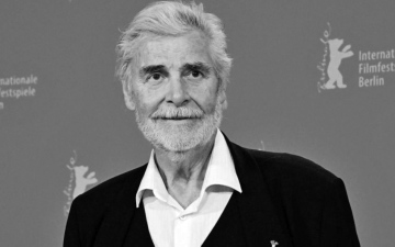 الصورة: الصورة: وفاة الممثل  بيتر سيمونشيك عن 76 عاماً