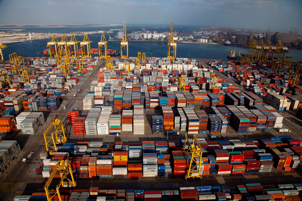 «ستاندرد تشارترد»: الإمارات تتخطى متوسط النمو العالمي للتجارة