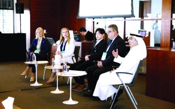 الصورة: الصورة: جامعة الإمارات تنظم جلسة نقاشية حول التنمية المستدامة