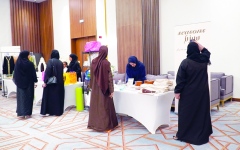 الصورة: الصورة: «تنمية المجتمع» تنظم معرضاً لمنتجات الأسر الإماراتية
