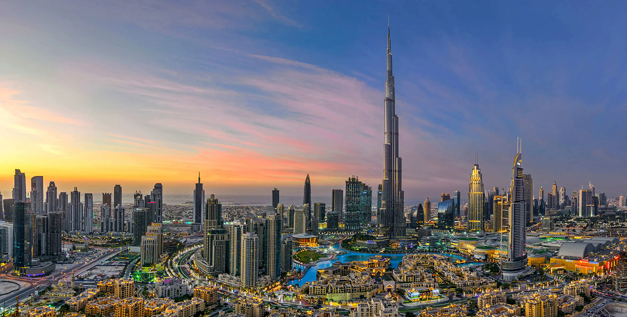 بيع 4 شقق في دبي بـ 242 مليون درهم وأرض بقيمة 350 مليوناً