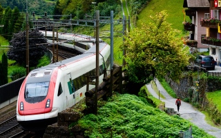 الصورة: الصورة: تكلفة السفر بالقطار في أوروبا أعلى من الطيران