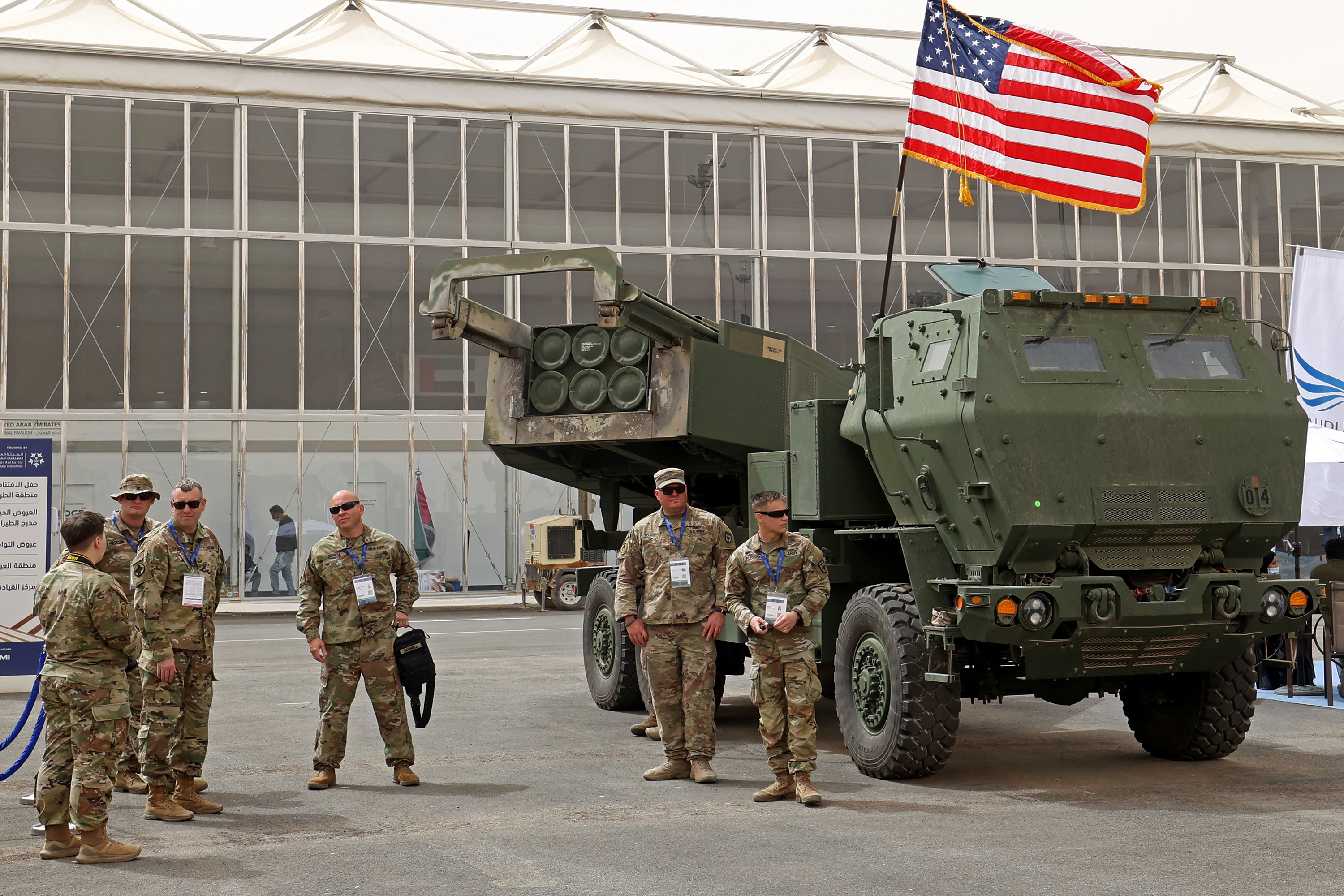 أمريكا تقدم حزمة مساعدات عسكرية جديدة لأوكرانيا