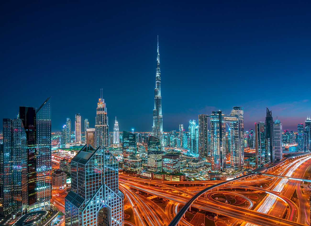 دبي تتصدر قائمة أجمل مدن العالم ليلاً