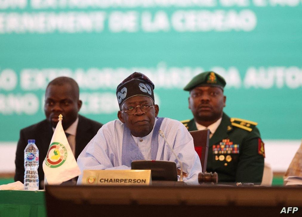 قادة غرب أفريقيا يقررون عقد قمة يوم الخميس لبحث انقلاب النيجر