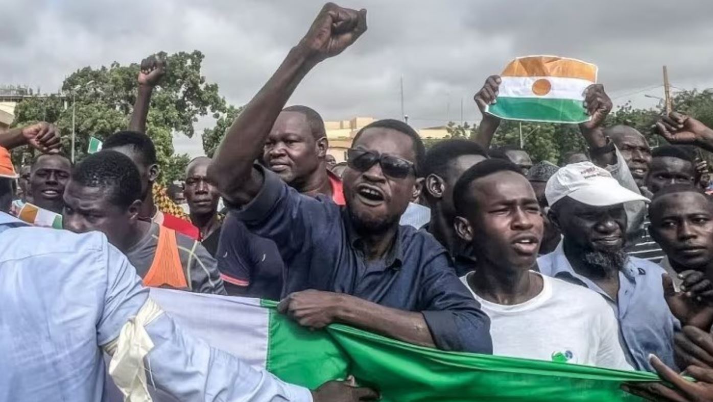 عقوبات جديدة على النيجر تؤزم فرص الحل