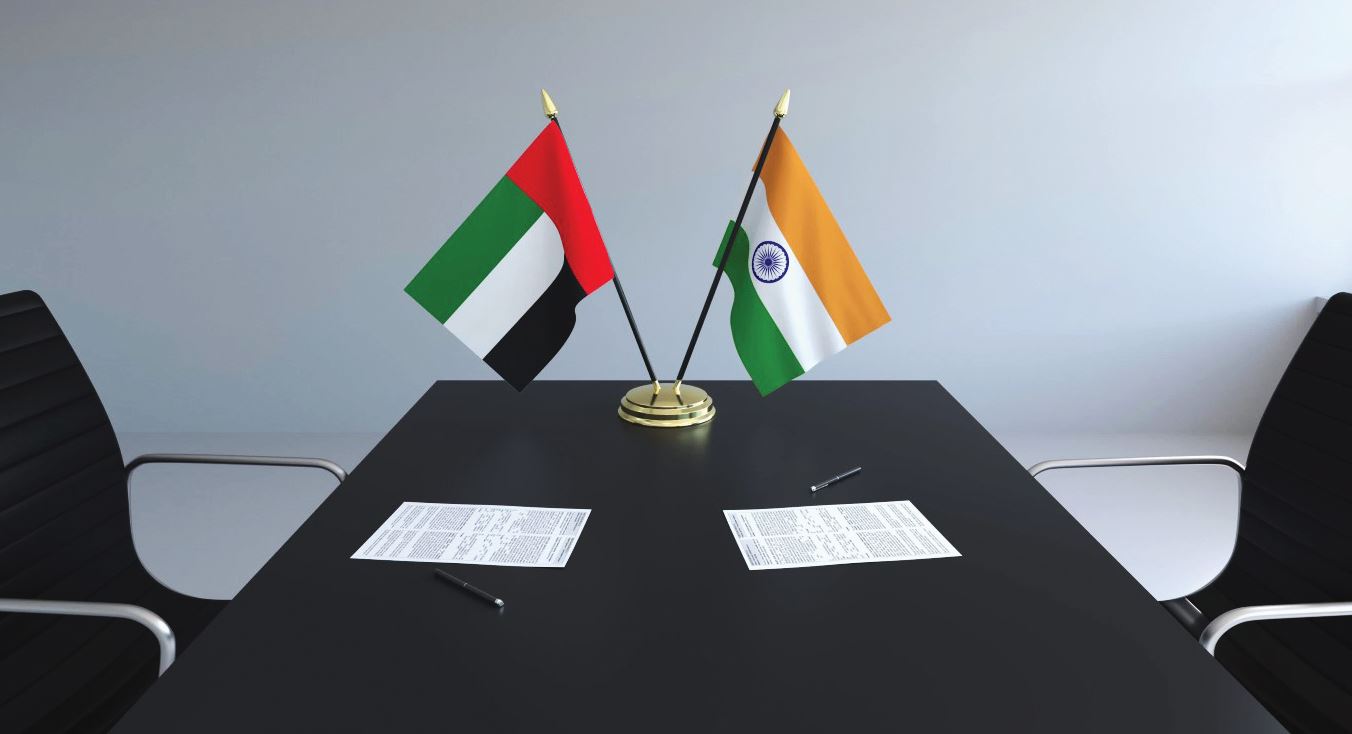 بعد الذهب.. الهند تشتري النفط الإماراتي بالروبية