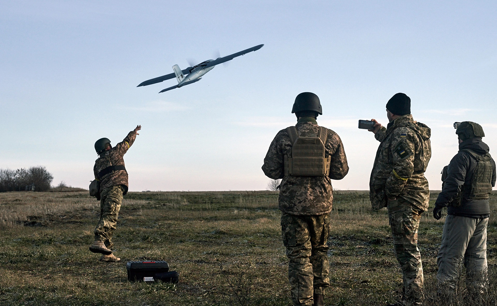 طائرة مسيّرة أوكرانية تستهدف مطاراً عسكرياً في روسيا