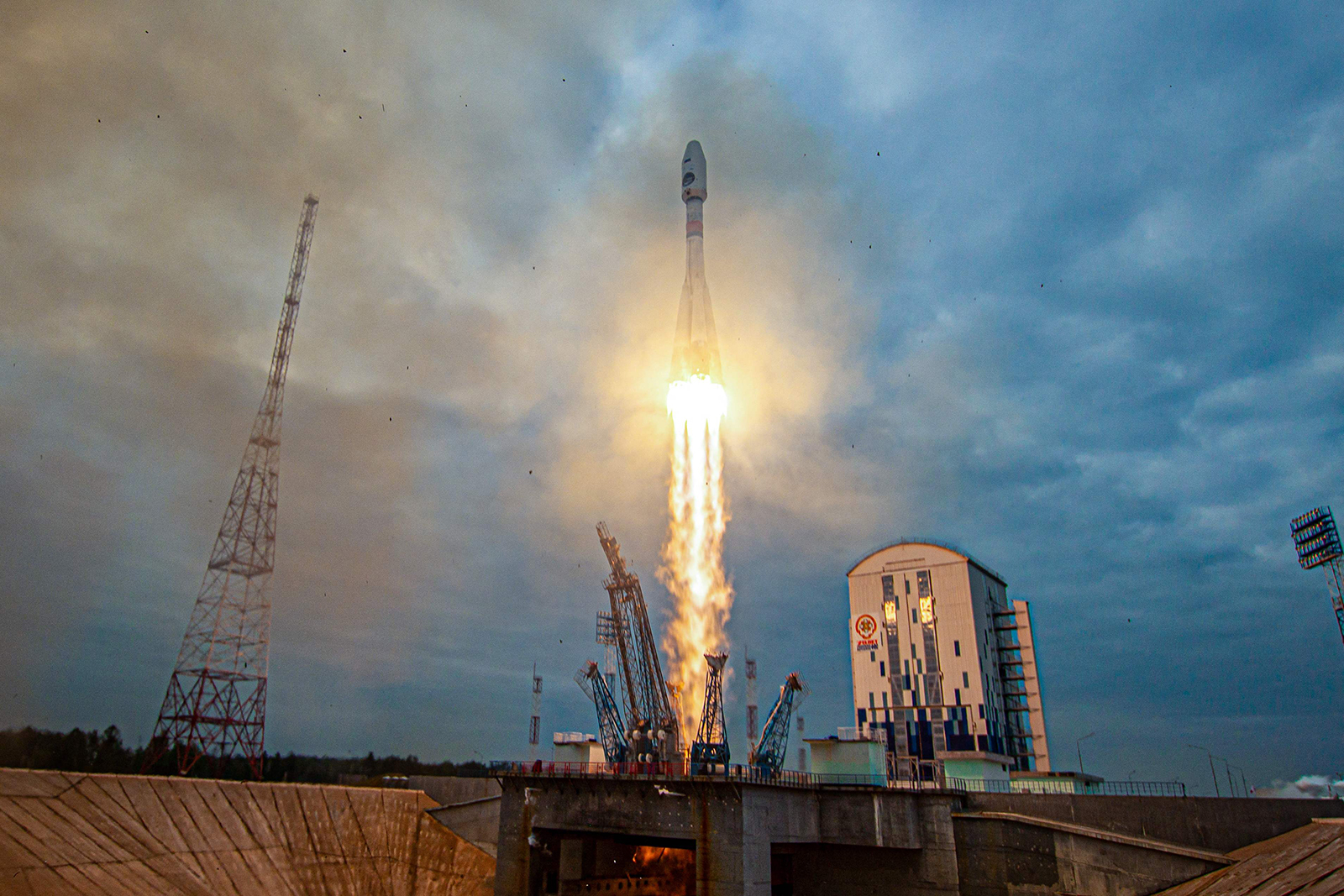 مشكلة فنية تواجه مركبة الفضاء الروسية «لونا-25»