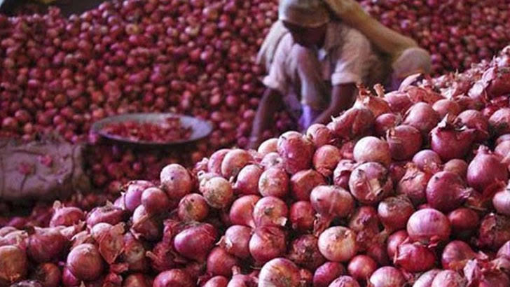 الهند تفرض ضريبة 40 % على صادرات البصل