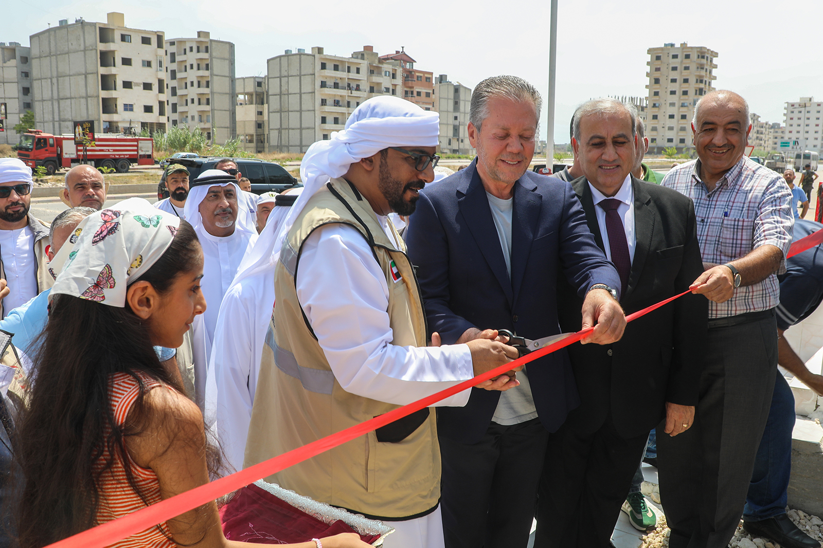 الهلال الأحمر الإماراتي يفتتح مشروع النقعة السكني في اللاذقية (فيديو)