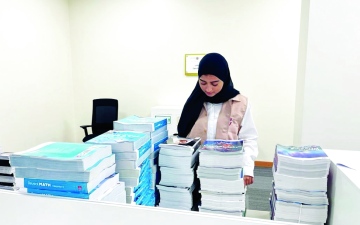 الصورة: الصورة: توزيع الكتب المدرسية و8 اقتراحات للميدان التربوي