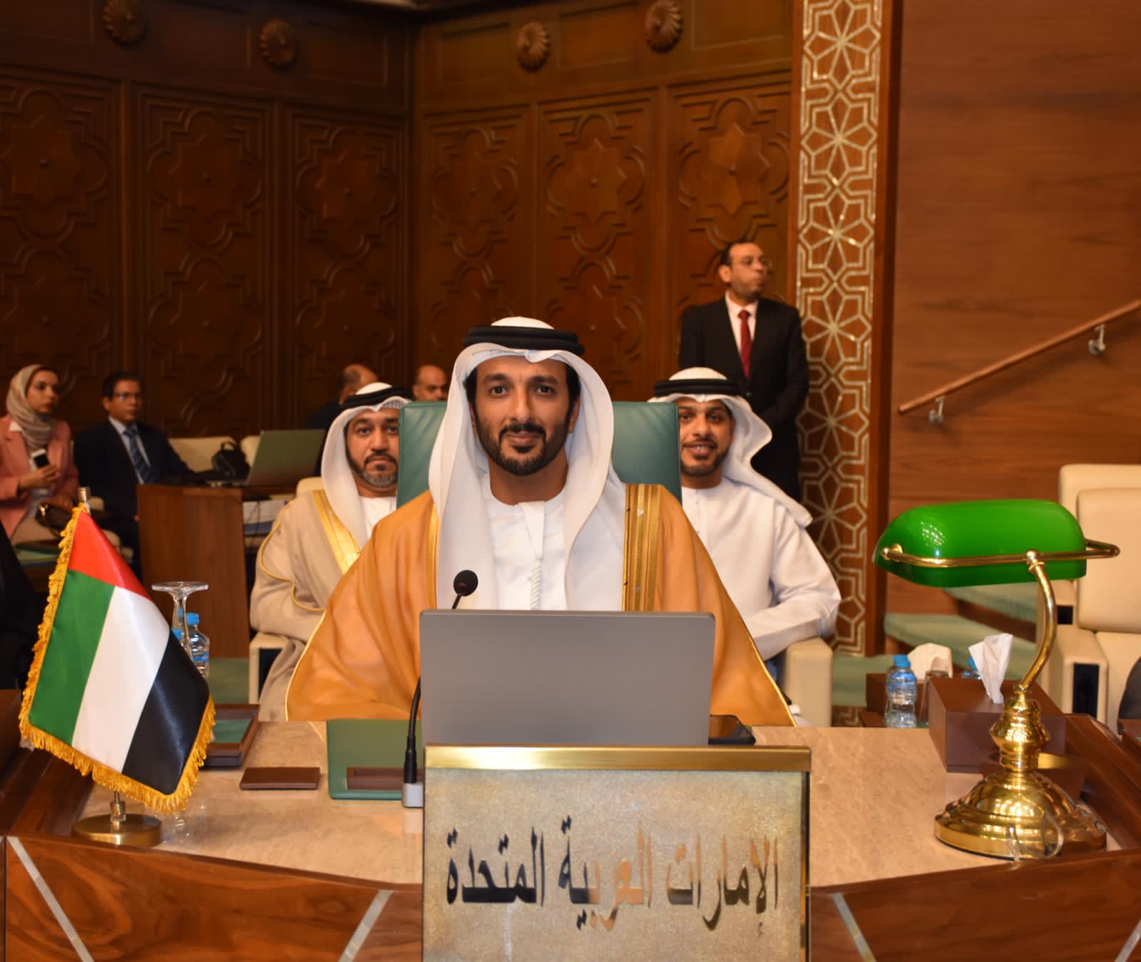 الإمارات تدعو إلى تشكيل برامج اقتصادية عربية تتوافق مع التوجهات العالمية