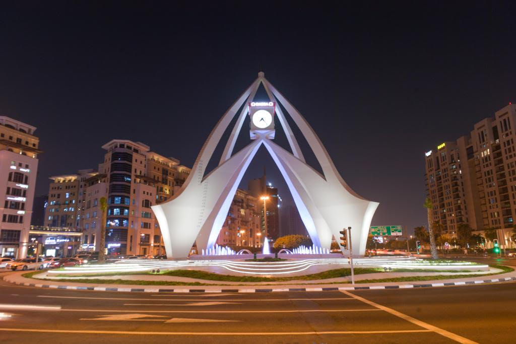بلدية دبي تنتهي من أعمال التطوير الشاملة لدوار الساعة التاريخي في دبي